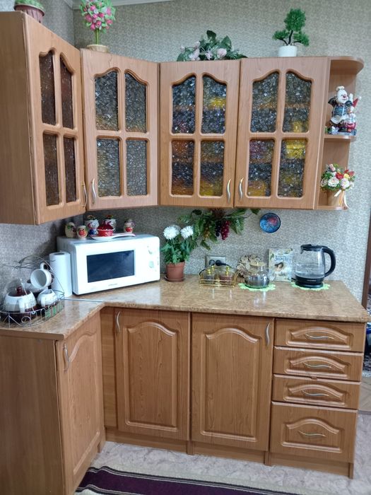Продам кухонный гарнитур.