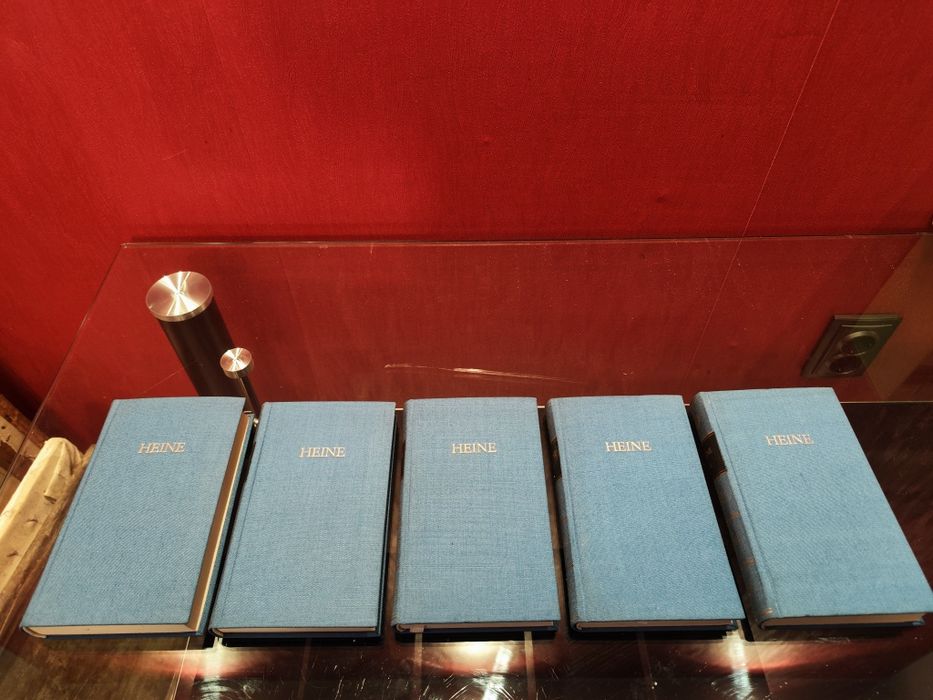 Колекции от книги