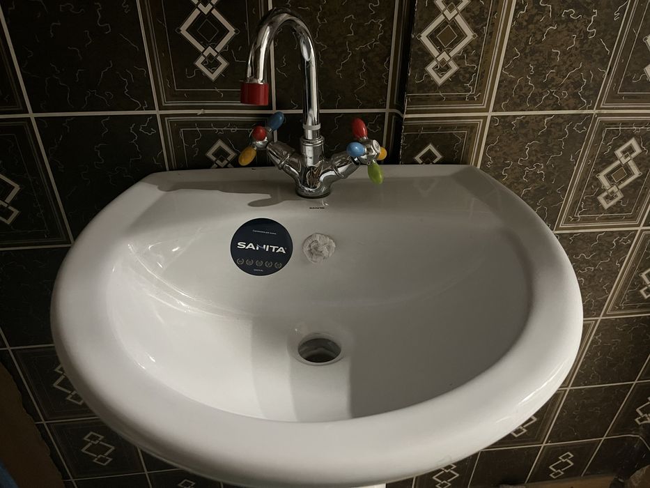 Раковина с пьедисталом!