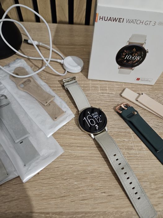 Смарт часовник Huawei Watch GT3