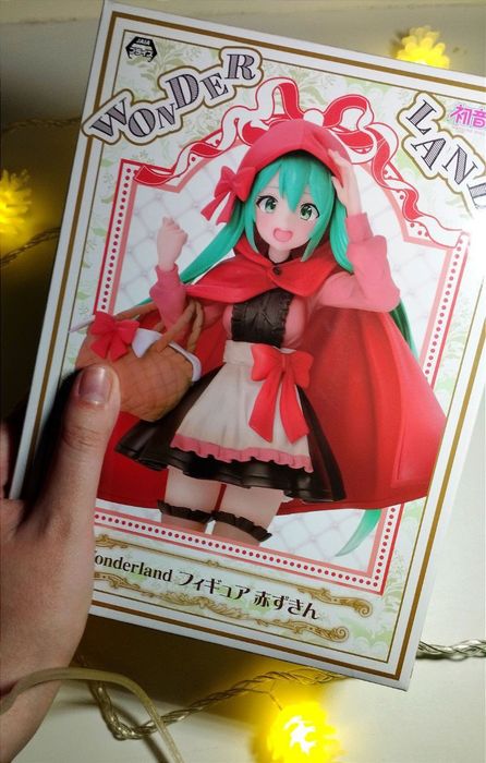 Аниме фигурка Хатсуне Мику