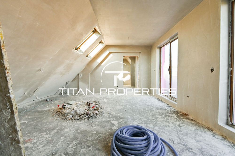 Двустаен , за продажба , ж.к. Банишора