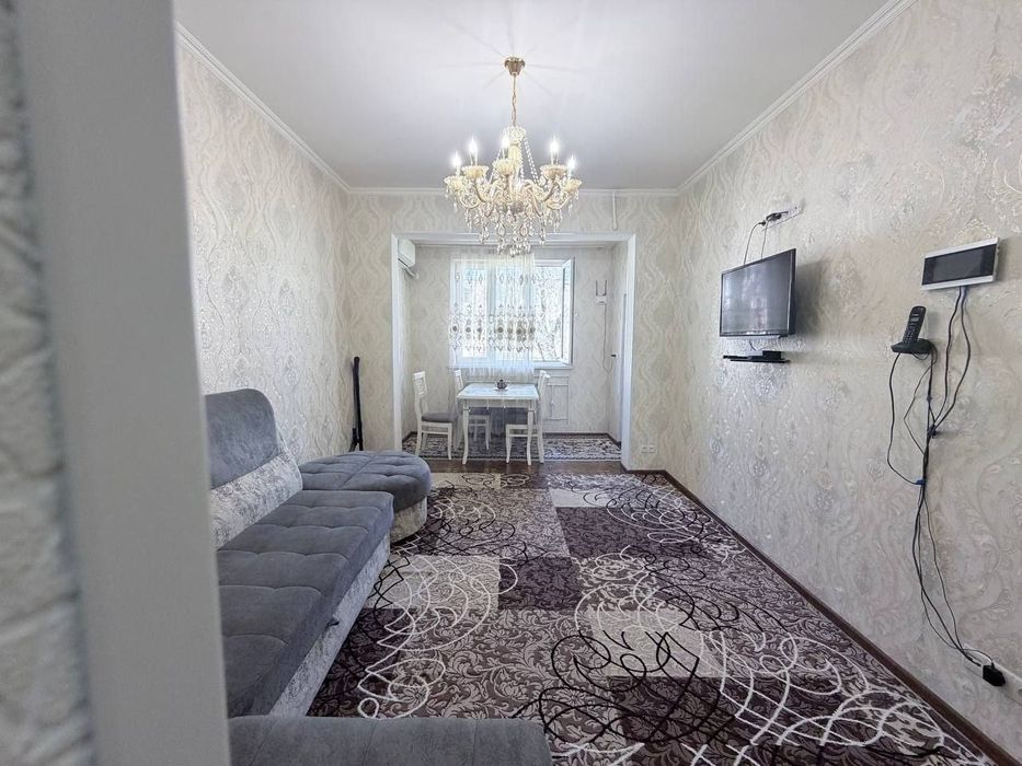 Продам чиланзар 7.  Трёх комнатная