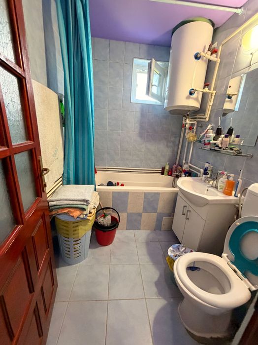 Vând Apartament Moldova Nouă