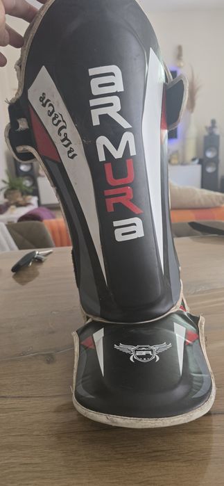 Set Echipament MMA / Kickbox - Cască Ground Game, Tibiere Armura, Mănuși Ali