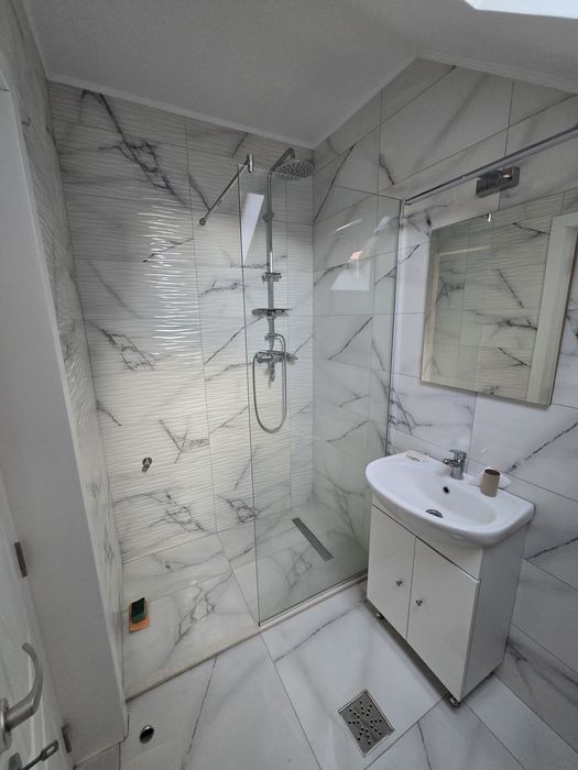 De închiriat !!! Apartament 2 camere / Recent renovat