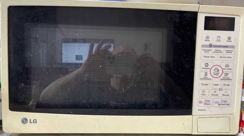 Микроволновая печь LG MH6341N 23л, 1900Вт, гриль, электр. управление