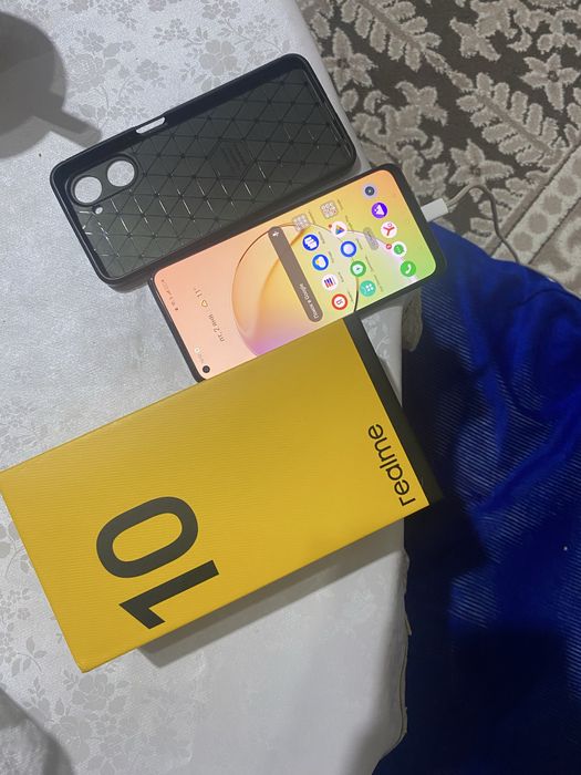 Продам realme 10 в хорошем состаяние