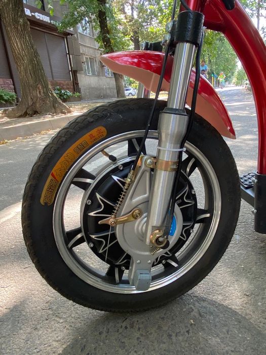 Электросамокат 3х колесный