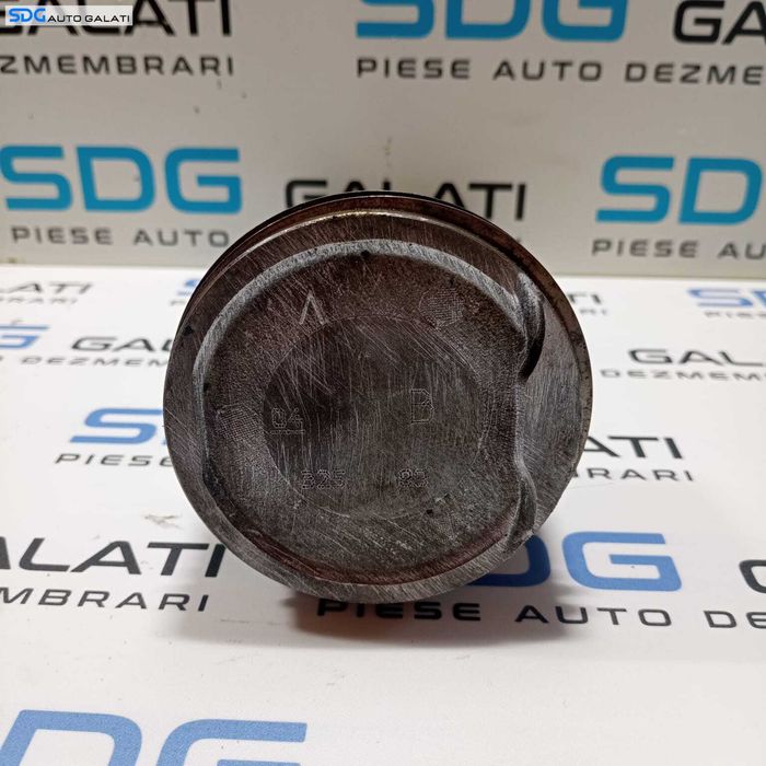 Set Piston Pistoane cu Biela Biele Renault Scenic 1 1.6 B 1997 - 2003 [X1122] [X1123]