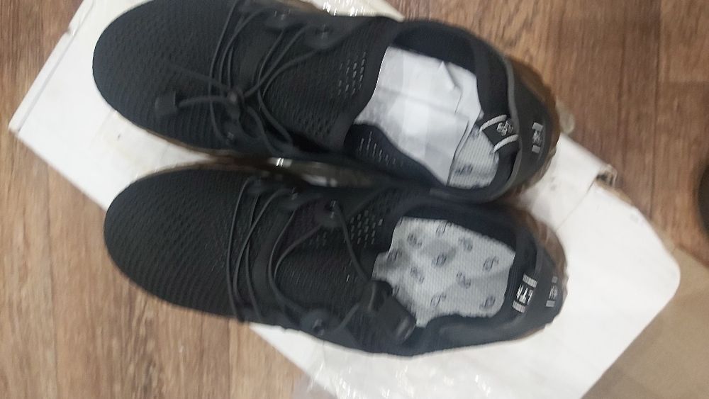 Спец супер продаю спец ботинок.1