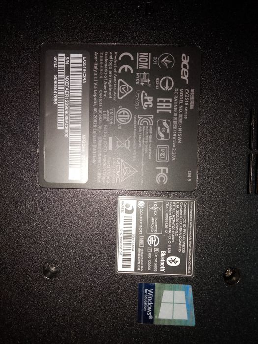 Ноутбук асер продам