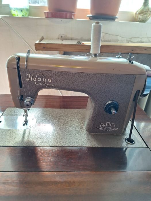 Masina de cusut Ileana