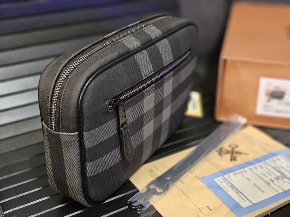 Burberry/Бърбери мъжка чанта тип несесер