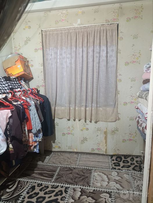 Продам квартиру в г Янгиюль район Гидролезный, орентир  спирт завод  1