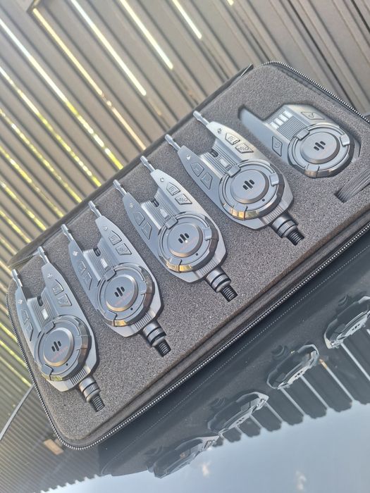 SET Avertizori 4 + 1 Wind Blade  New 2025

Produs NOU cu livrare prin