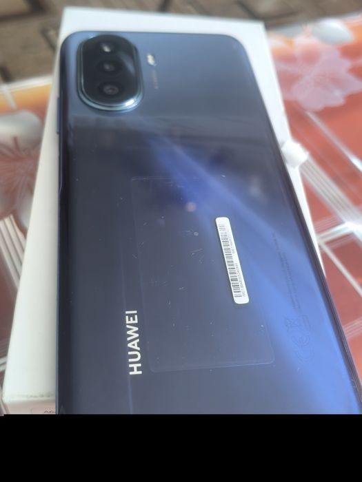 Продам телефон хуавей