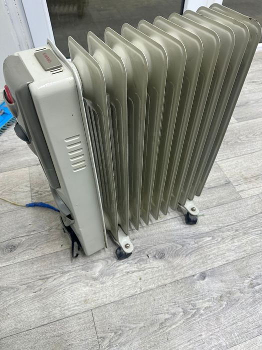 Продается обогреватель масленый