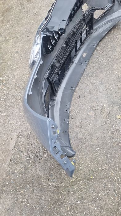 Bara,far bmw x1 u11.