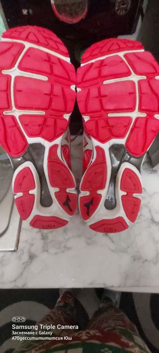 Маратонки MIZUNO WAVE 38 номер