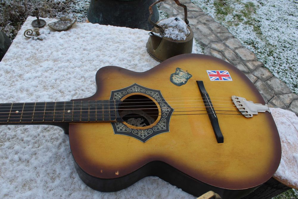 Класическа китара Орфей“