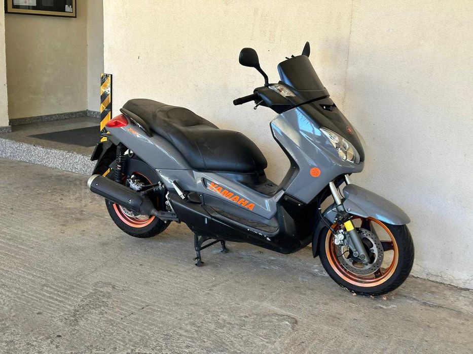 Yamaha X MAX 250i YP250R