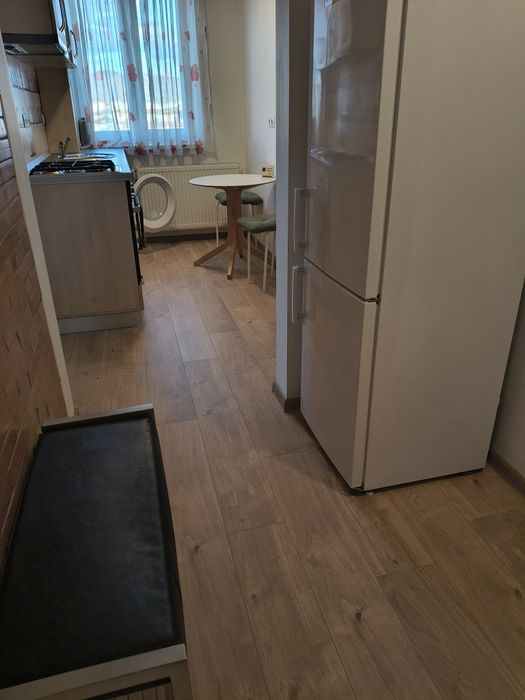 2 camere, zona semilună