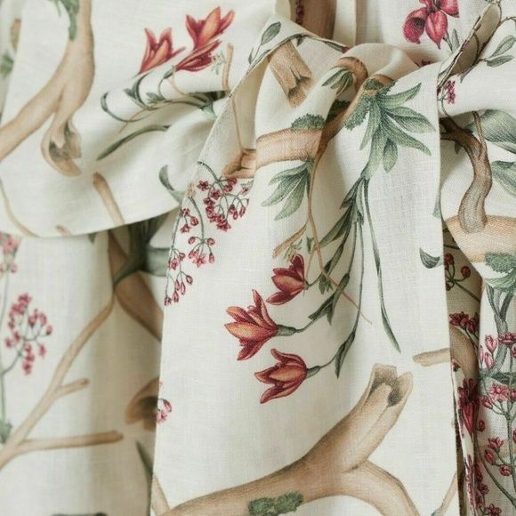 Rochie din In Johana Ortiz × H&M