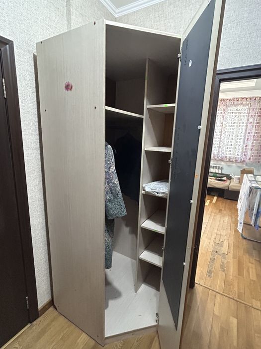 Продаются шкафы.