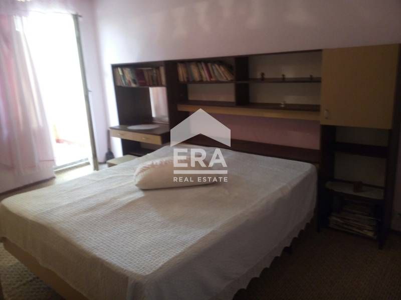 Продава се Етаж от къща в с. Минерални бани, Област Хасково - 750 кв.м за 200 €/кв.м - Снимка #3