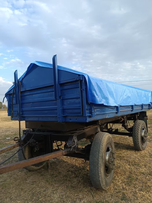 Vând remorca agricola/ auto 5 tone