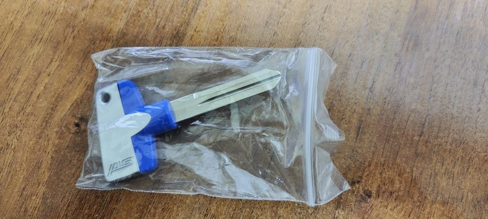 Продам ключ от Субару Subaru