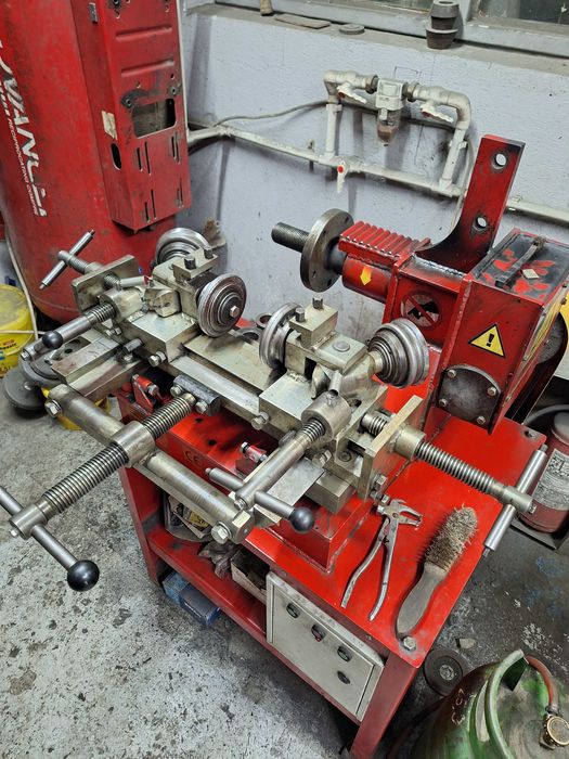 ROLUIT / INDREPTAT JANTE TABLA / ALIAJ - Aparat Automat pentru Roluit