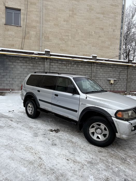 Монтеро спорт 2001