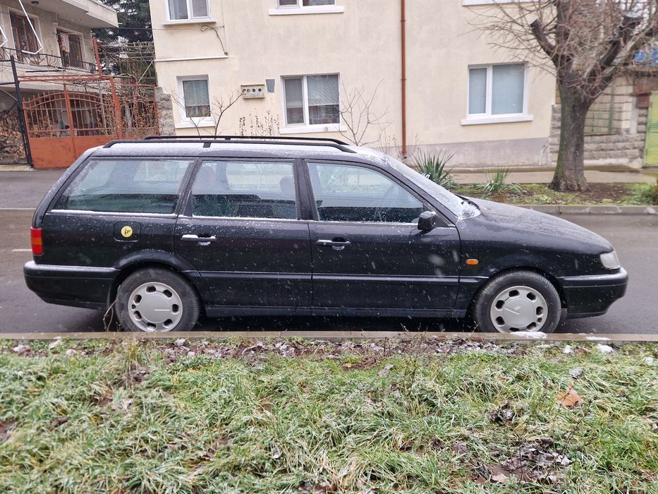 VW Passat B3 1995 1.8 (газ/бензин) 90к.с.