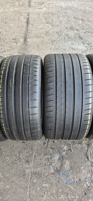 4 anvelope vara,fata Continental 275/40/20,spate Michelin 315/35/20.Pretul este pe bucata.