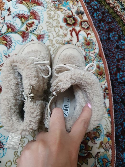 Ботинки Zara /26 р