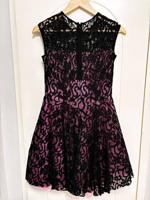 Официална рокля Mary C