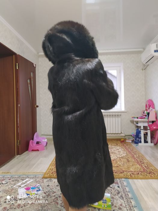 Продам шубу (нутрия-писец)