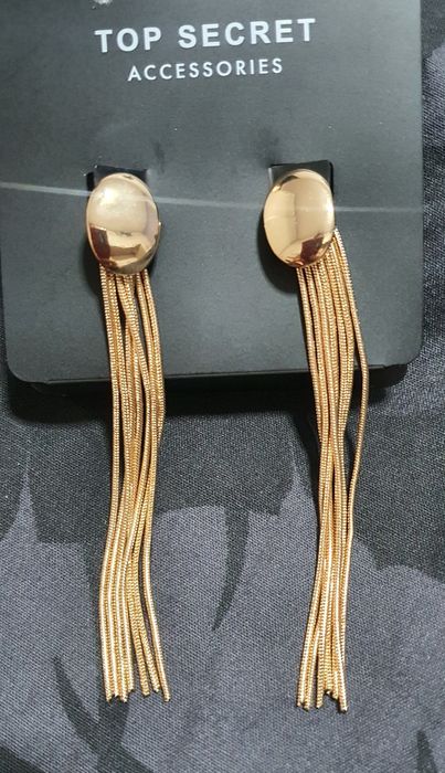 Обеци в златист цвят, нови