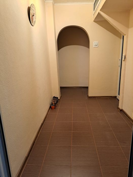 Vand apartament 2 camere