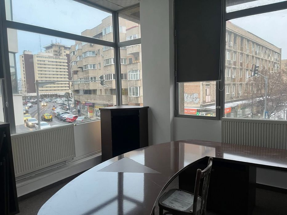 Spatiu comercial ultracentral de inchiriat