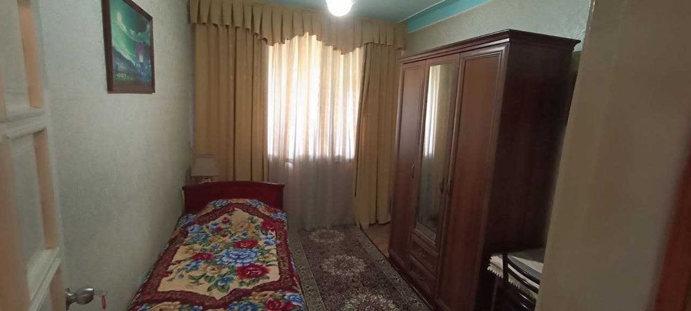 Срочно на Ц-6, 3/3/4, рядом школа №9, с мебелью