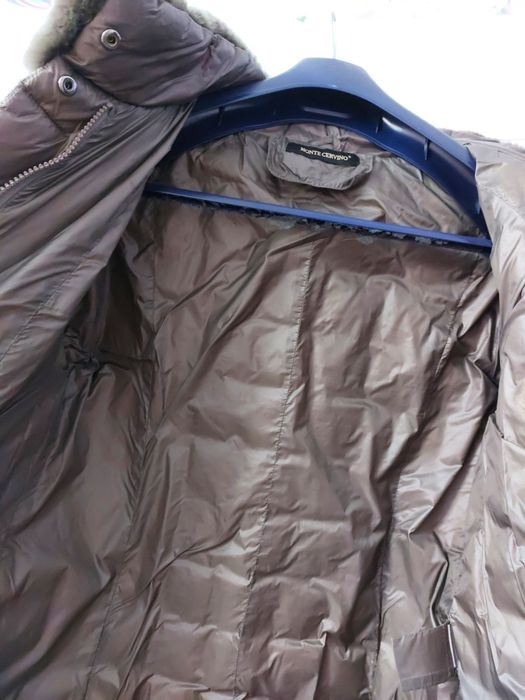 Пуховик женский зима