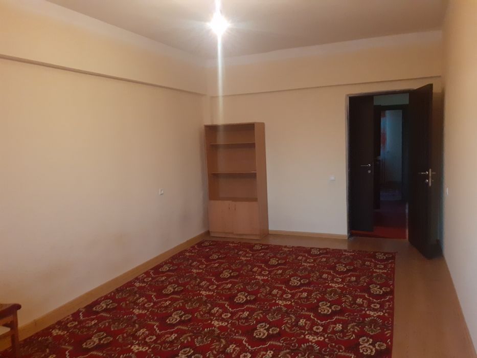 Андижон шахрида 3хонали Кв сотилади