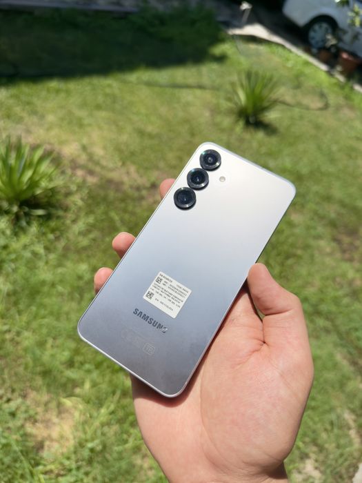 Samsung s25 plus 12/256