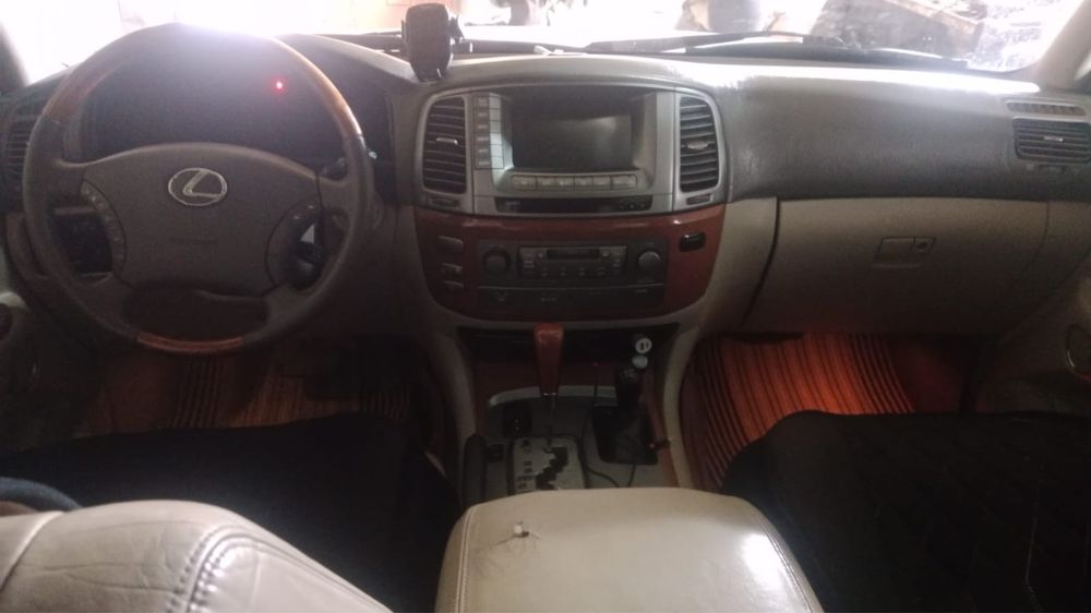 Продам лексус LX470