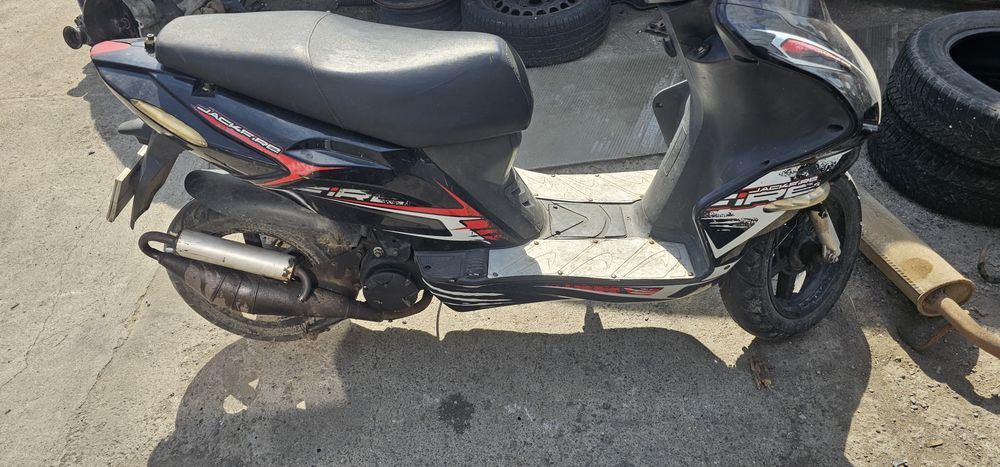 Scuter 50cc benzina Luxon