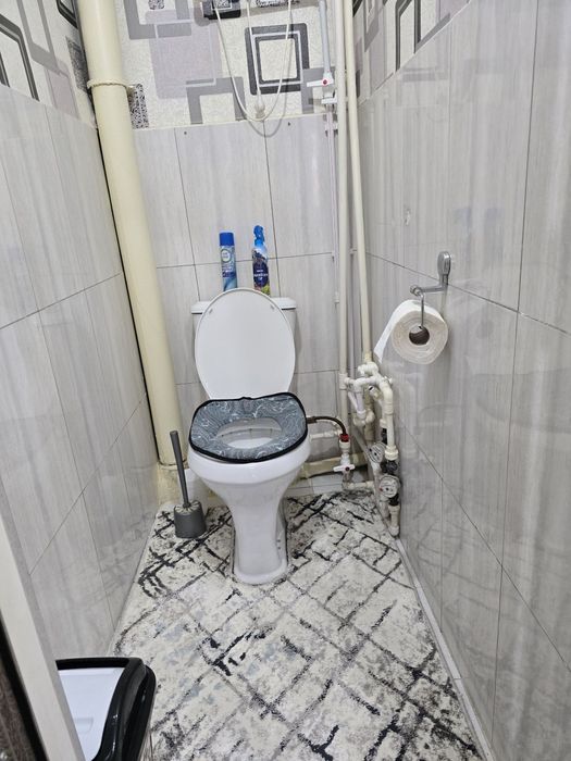 Navoiy shaharda 2 xonali  kvartira sotiladi