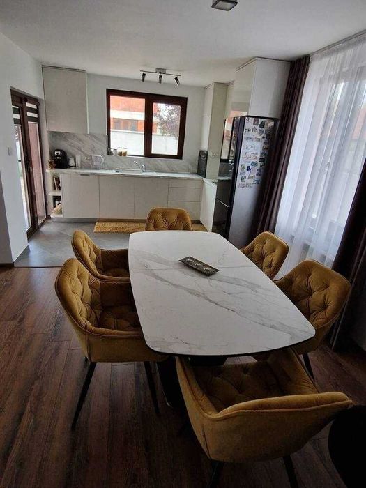 Продава се Къща в Пловдив, Остромила - 160 кв.м за 2563 €/кв.м - Снимка #3